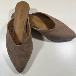 14th & Union Brown Suede Mules